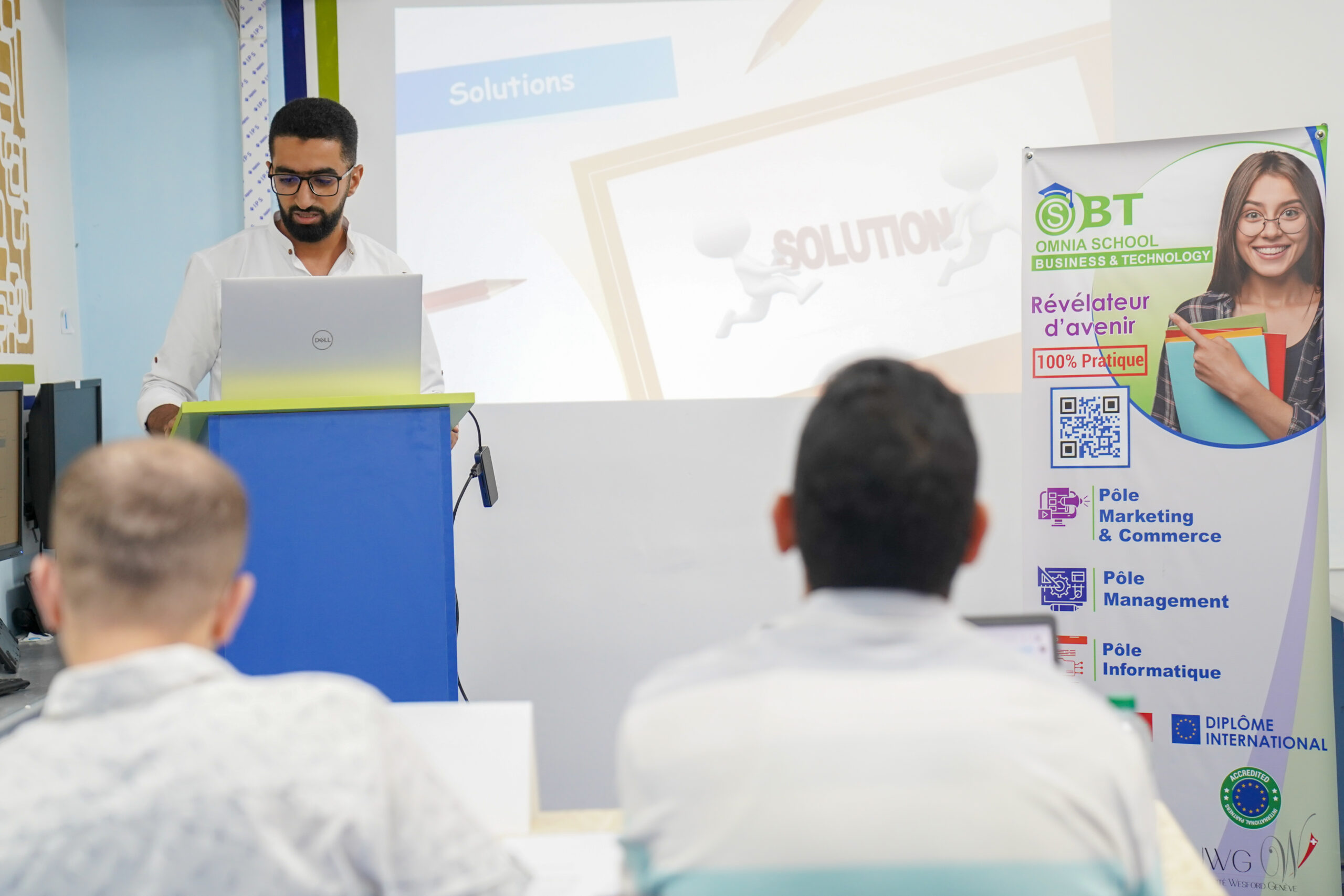 école accréditée à Casablanca informatique - OSBT Étudiants en Licence Professionnelle Développeur Web Mobile à Casablanca
